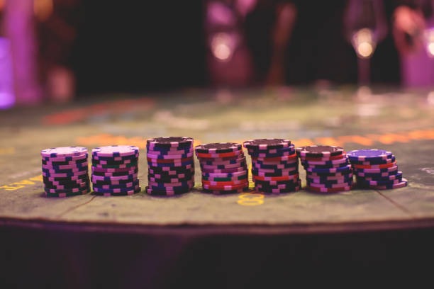 oloxtoto mobile app interface showing The Great Icescape live table and betting controls